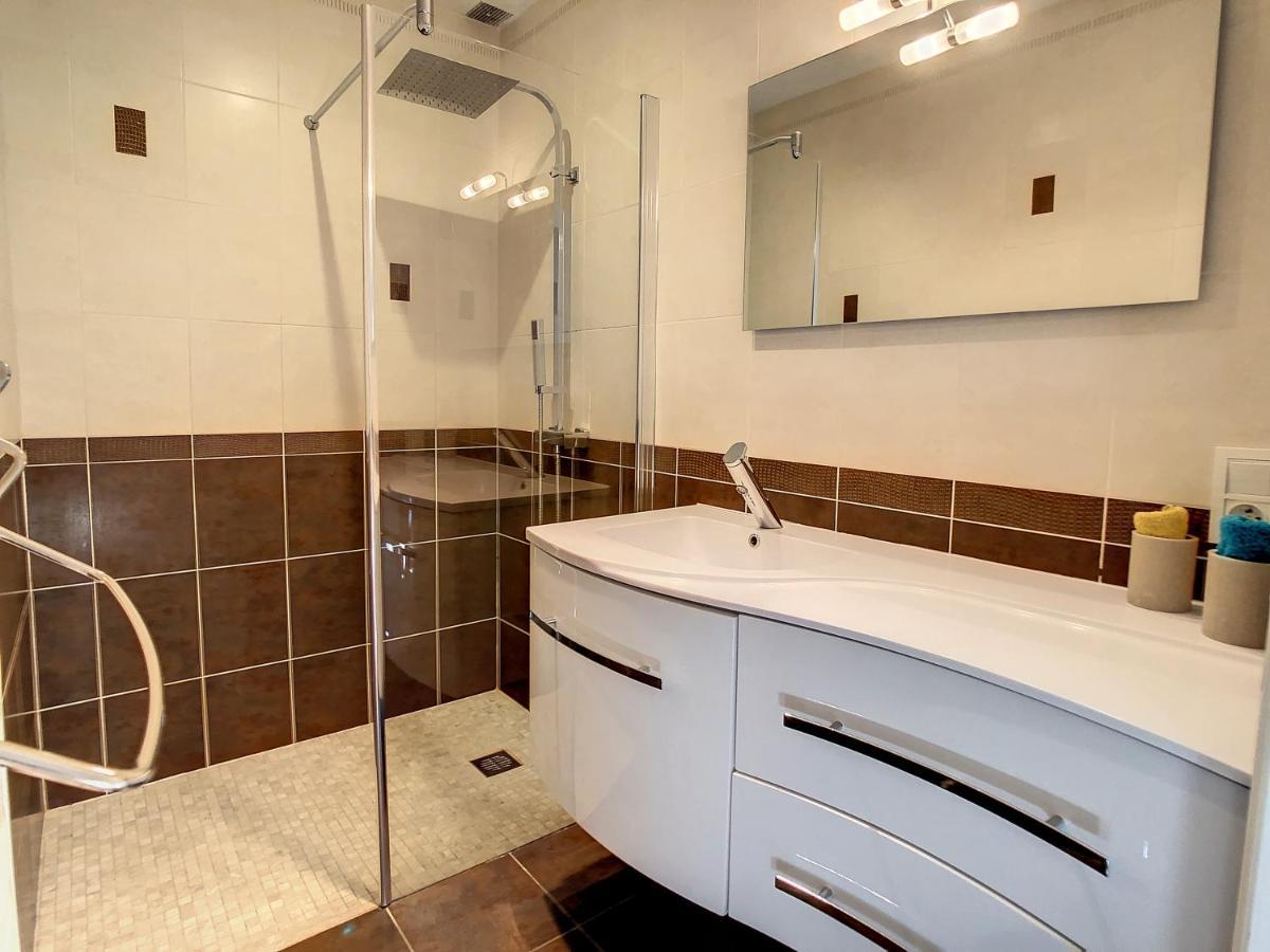 3 Bedrooms Villa near Cannes - Pool&Jacuzzi - Sea View Mandelieu Buitenkant foto