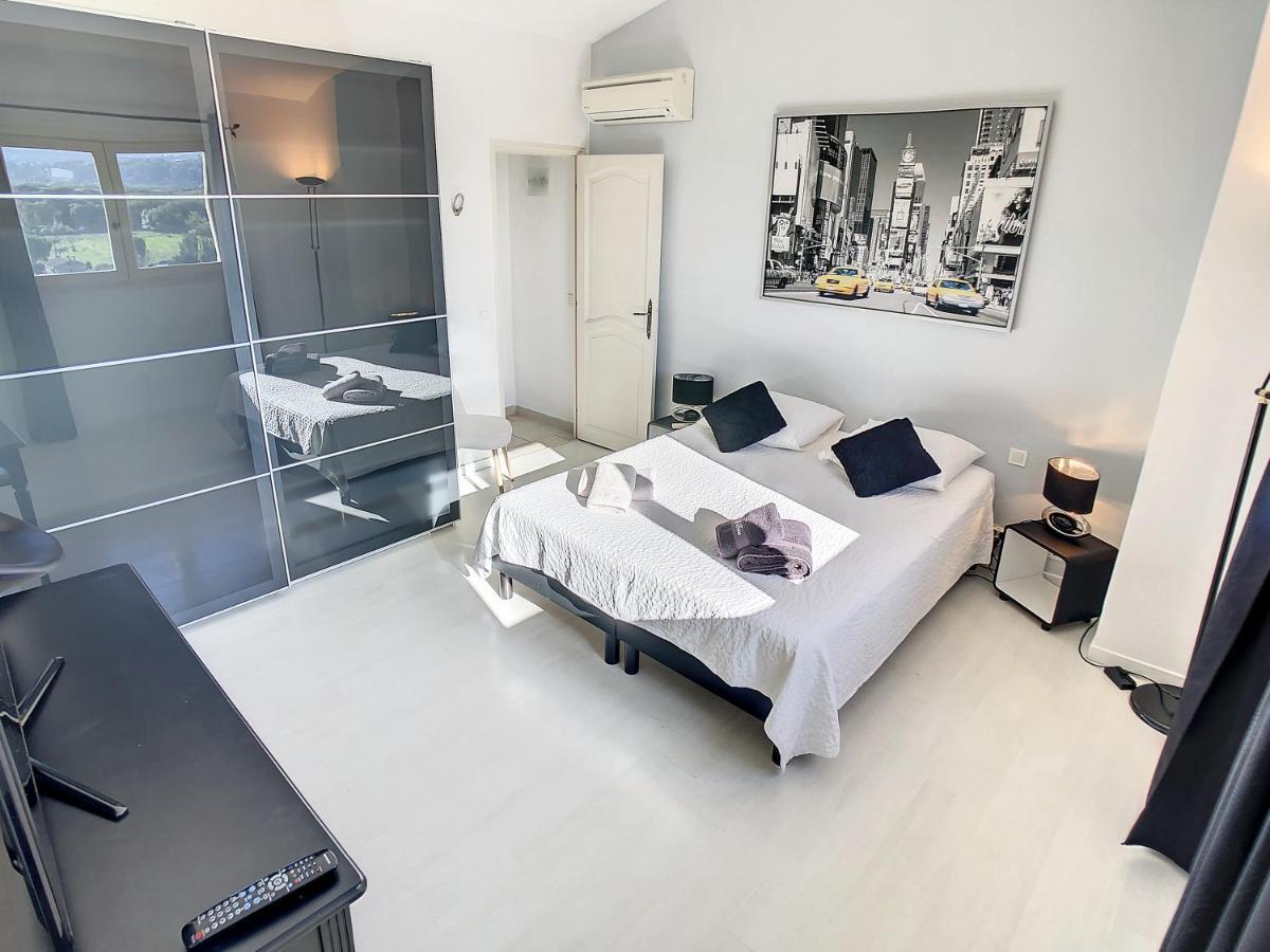 3 Bedrooms Villa near Cannes - Pool&Jacuzzi - Sea View Mandelieu Buitenkant foto