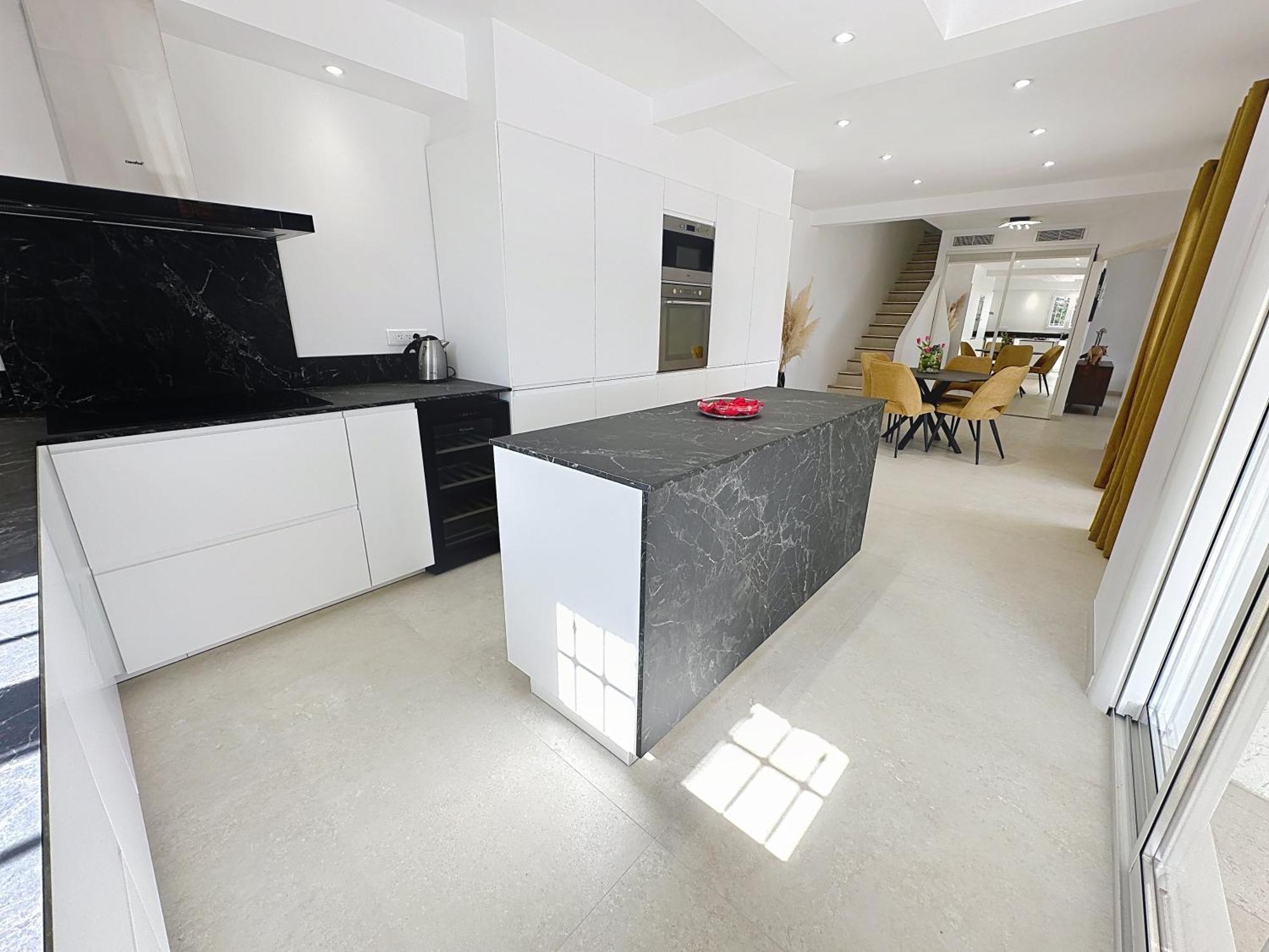 3 Bedrooms Villa near Cannes - Pool&Jacuzzi - Sea View Mandelieu Buitenkant foto