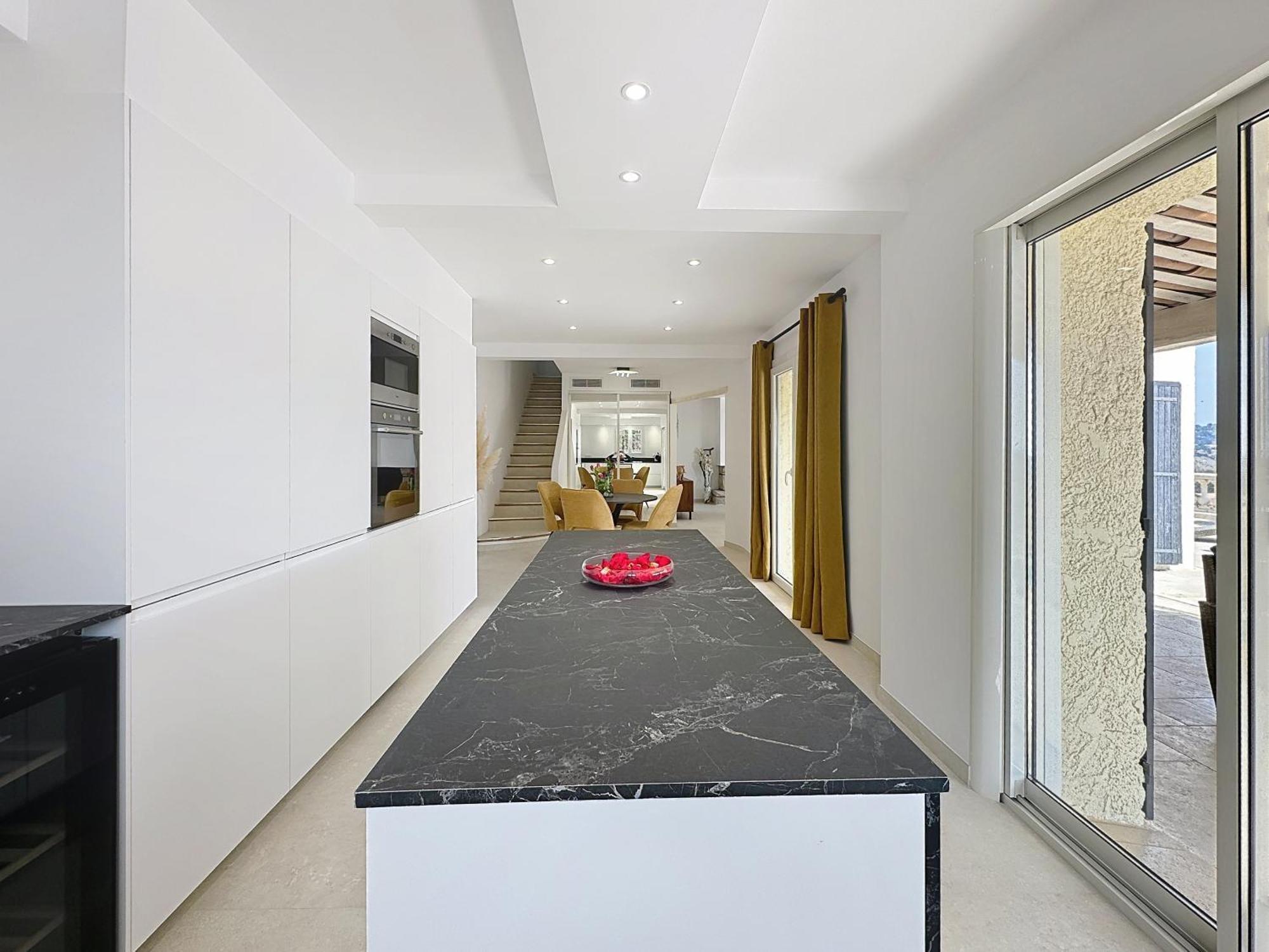 3 Bedrooms Villa near Cannes - Pool&Jacuzzi - Sea View Mandelieu Buitenkant foto