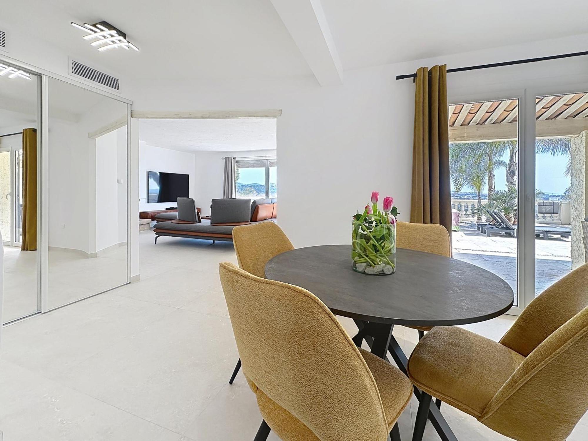 3 Bedrooms Villa near Cannes - Pool&Jacuzzi - Sea View Mandelieu Buitenkant foto