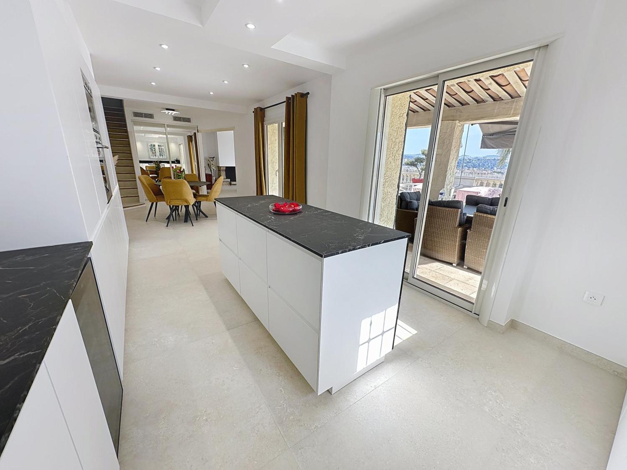3 Bedrooms Villa near Cannes - Pool&Jacuzzi - Sea View Mandelieu Buitenkant foto